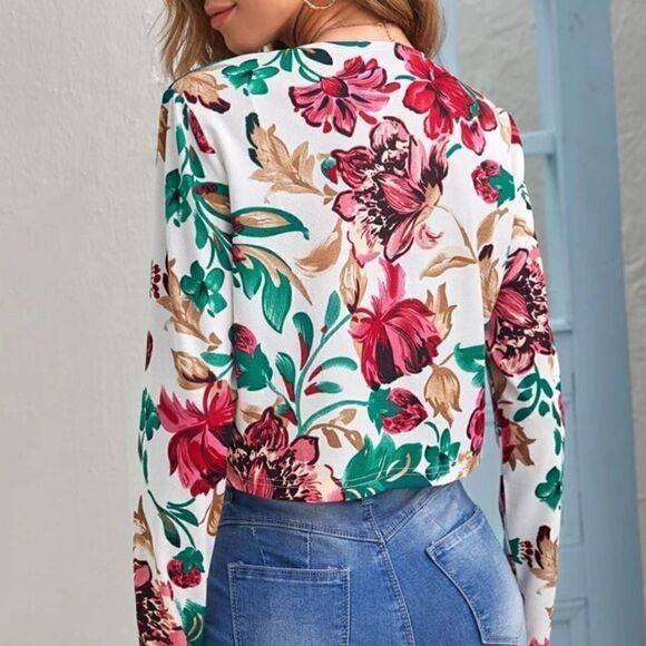NWOT Floral Crop Jacket  - Picture 2 of 5